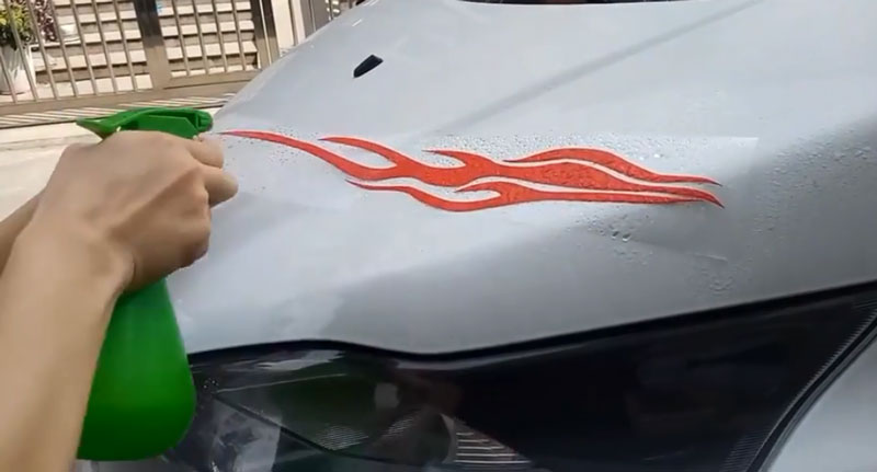 車貼的安裝方法、流程及注意事項(xiàng)的濕貼法